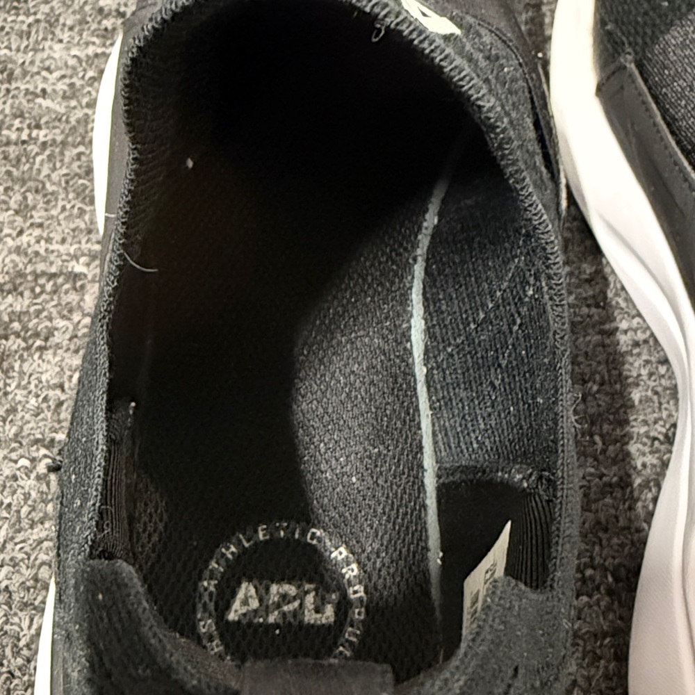 APL Techloom Bliss slip on sneakers size 9.5 - Picture 9 of 11